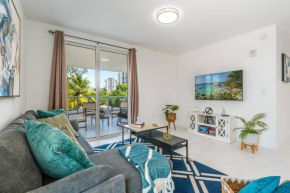 Stylish Apt with Pool and Gym near beach